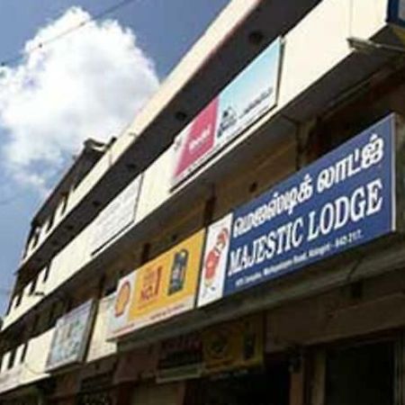 Majestic Lodge กูนูร์ ภายนอก รูปภาพ