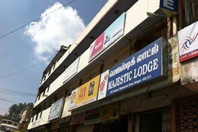 Majestic Lodge กูนูร์ ภายนอก รูปภาพ